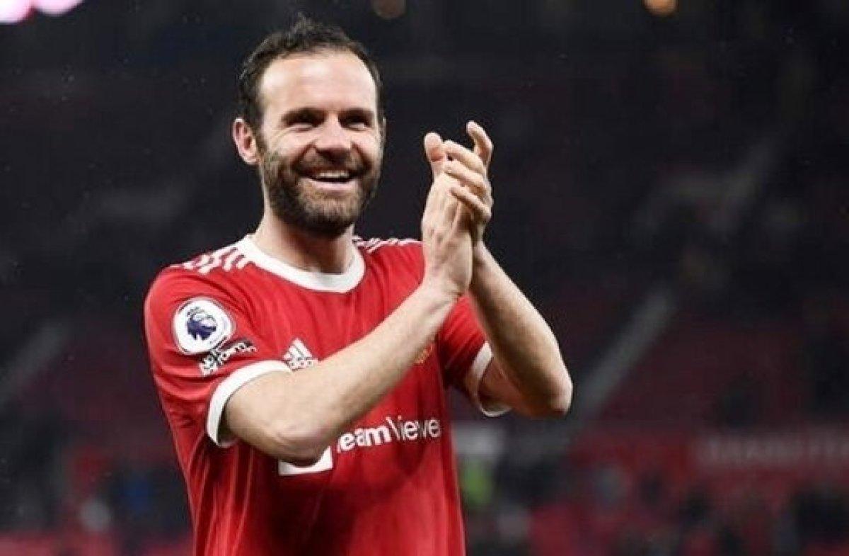 Galatasaray Juan Mata'yı KAP'a bildirdi