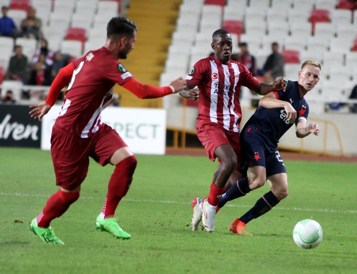 Sivasspor evinde Slavia Prag ile yenişemedi