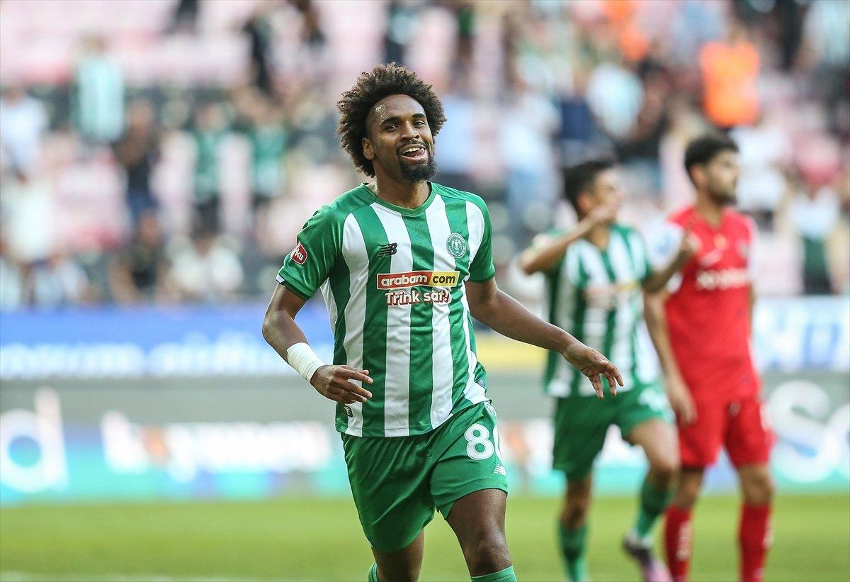 Konyaspor 3 puanı tek golle aldı