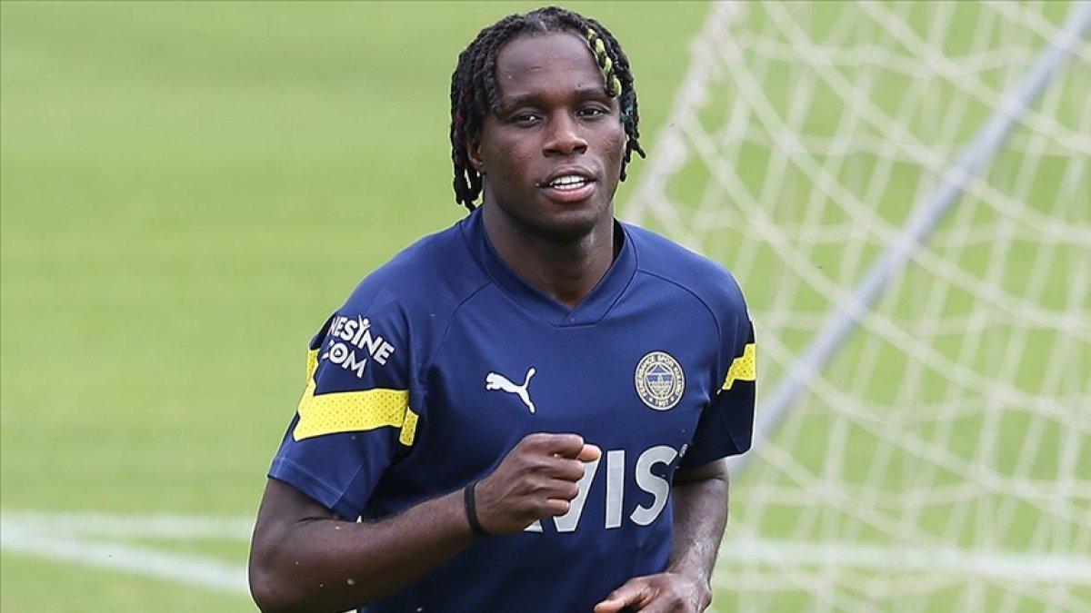 Fenerbahçe'de Bruma, Lemos ve Novak TFF listesine dahil edilmedi