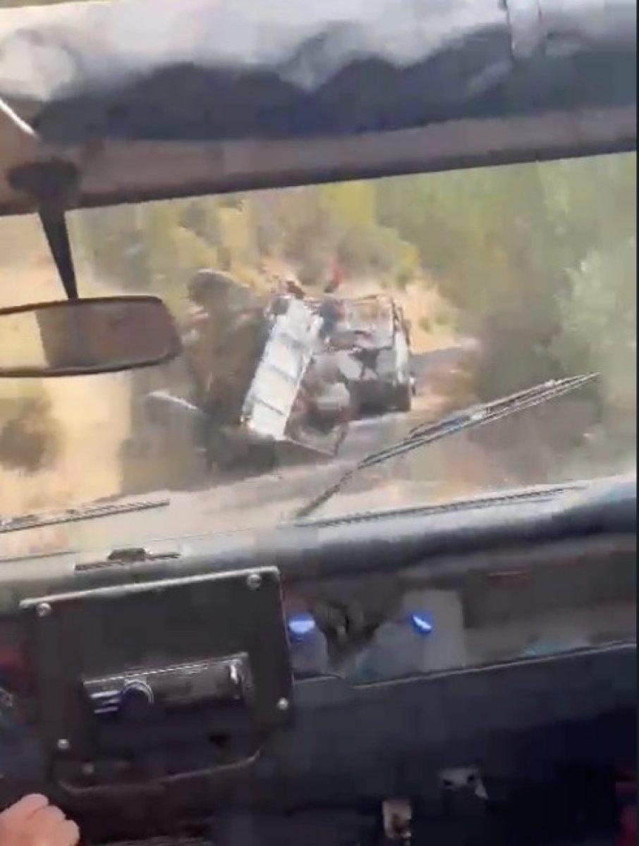 Antalya'da turistleri taşıyan safari aracı kaza yaptı