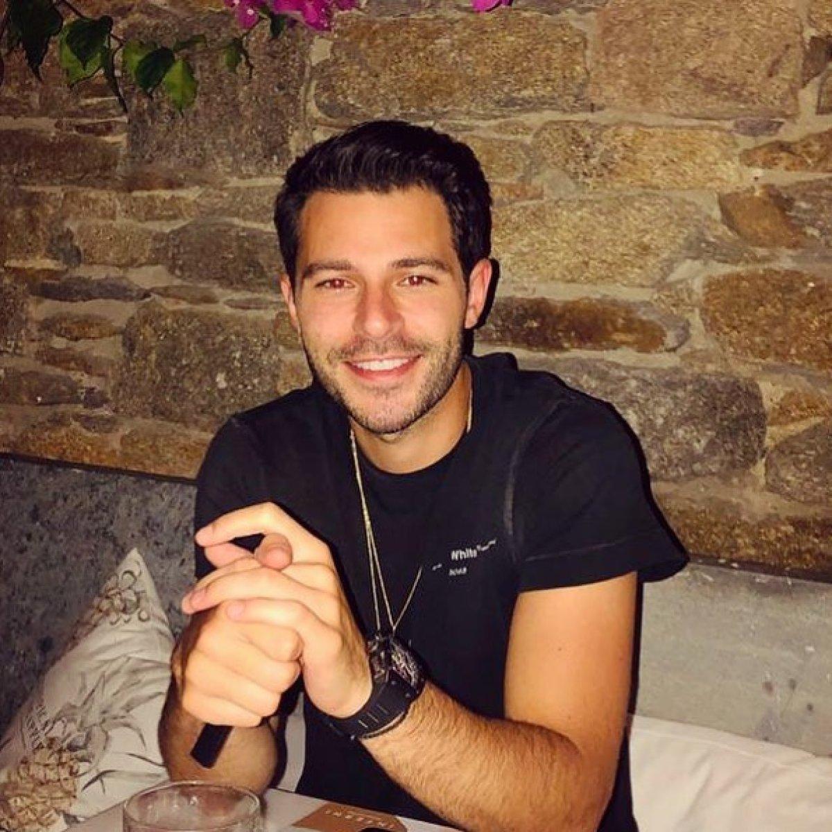 Hakan Sabancı, İsveçli model ile görüntülendi