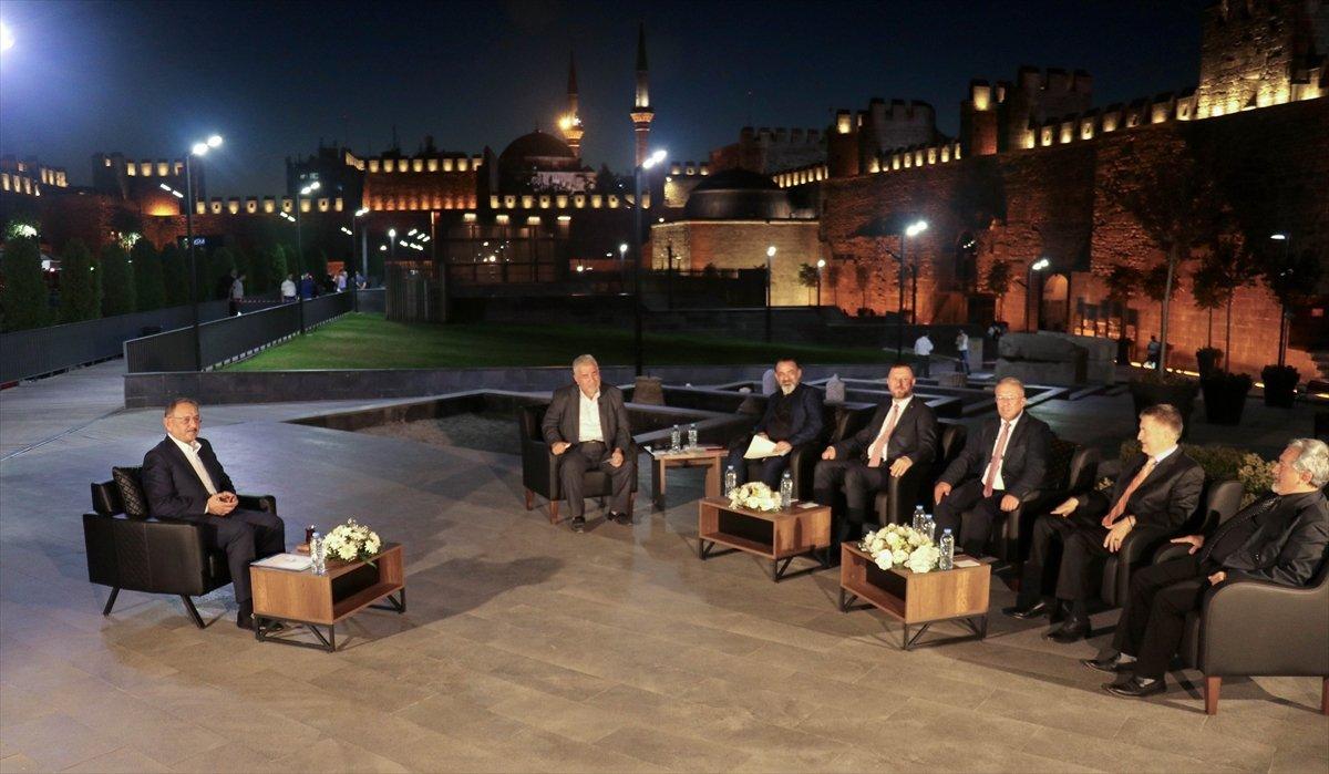 AK Partili Mehmet Özhaseki'den enflasyon karşılaştırması