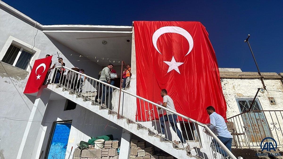 Pençe Kilit bölgesinde 4 askerimiz şehit düştü