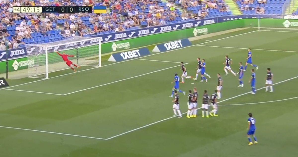 Enes Ünal'dan harika frikik golü