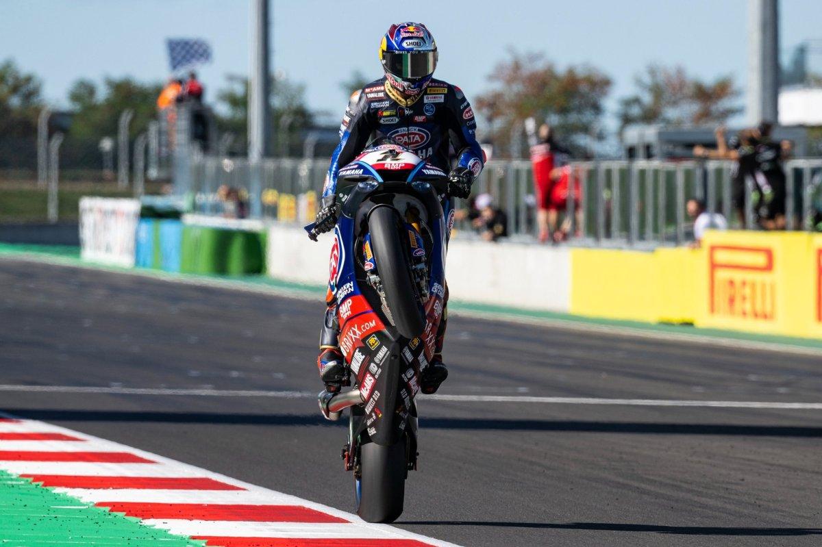 Toprak Razgatlıoğlu Fransa'da zirvede