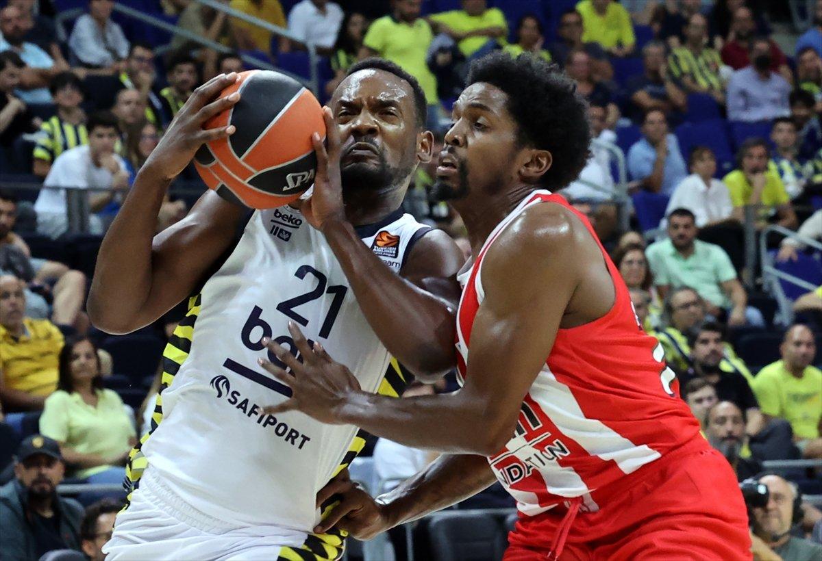 Fenerbahçe Olympiakos'a mağlup oldu