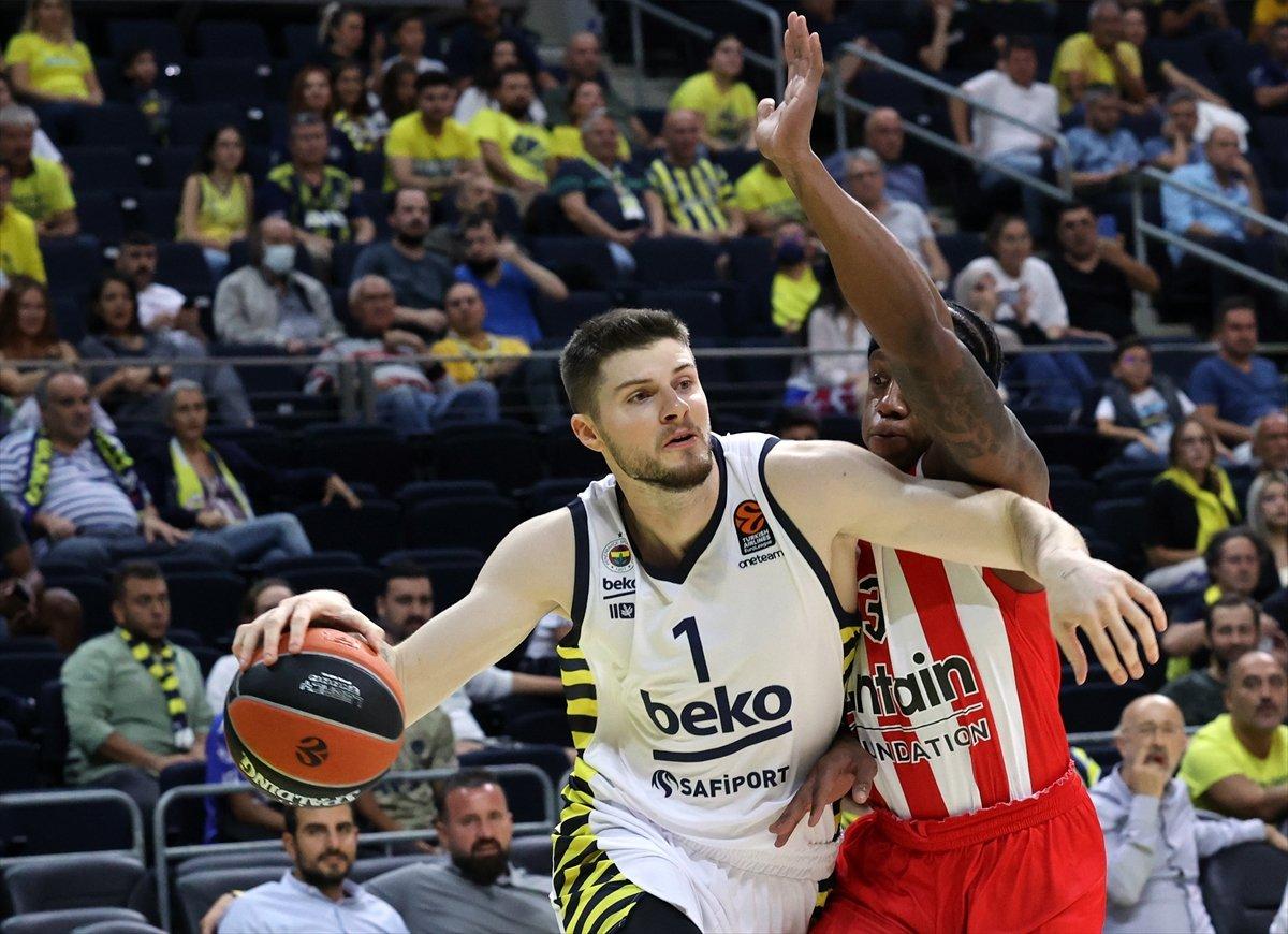 Fenerbahçe Olympiakos'a mağlup oldu
