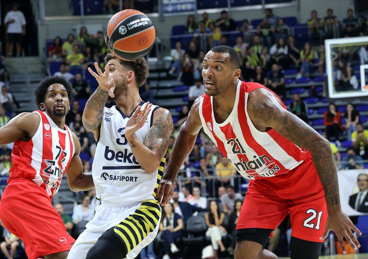 Fenerbahçe Olympiakos'a mağlup oldu