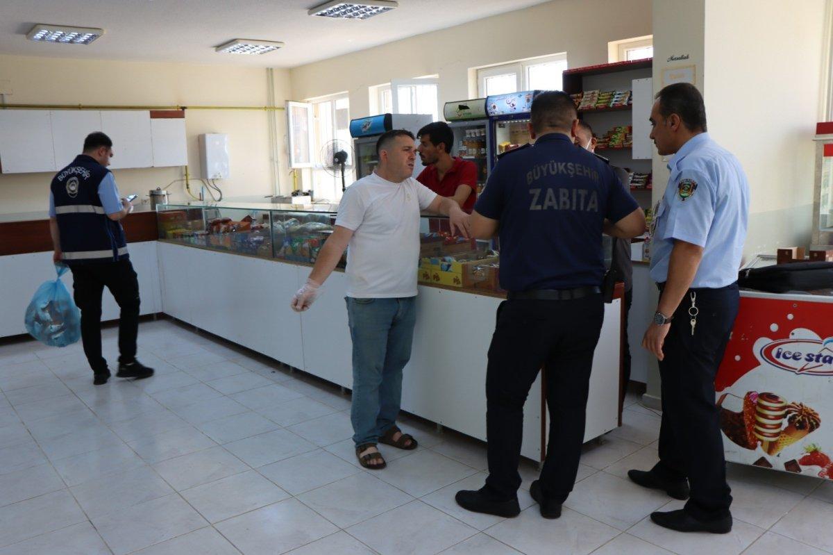 Şanlıurfa'da okulun ilk gününde kantinlere sıkı denetim