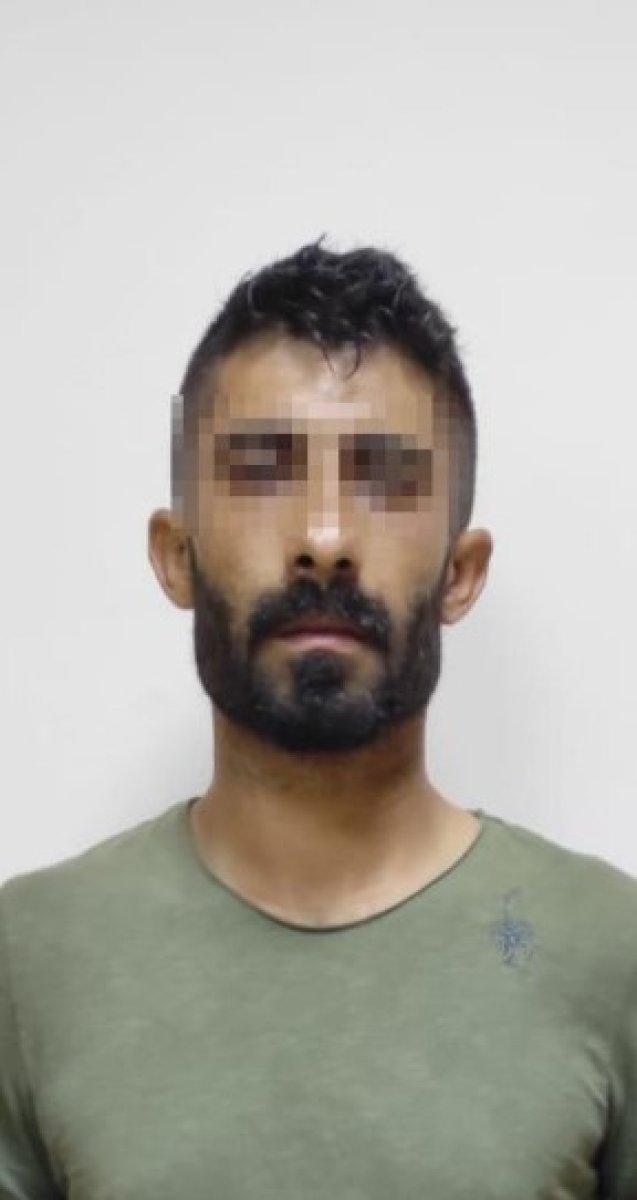 Adana'da bir kişi, dini nikahlı eşini döverek öldürdü