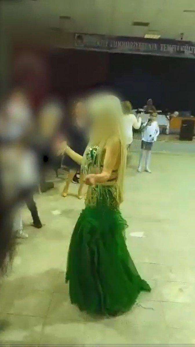 Bursa'da, dansöz oynatılan okulun müdürü dava açtı