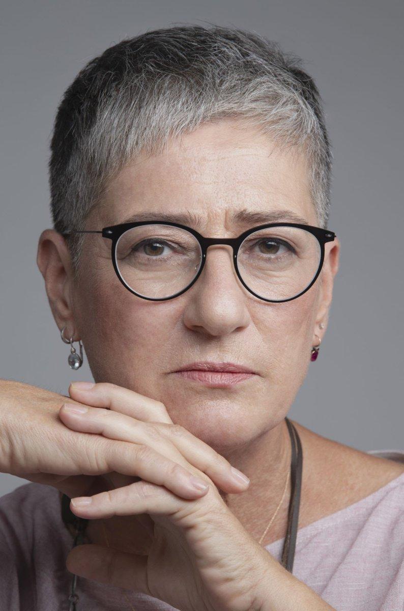 Ayfer Tunç ve Murat Gülsoy'dan kitap sohbetleri kitabı: Diyaloglar