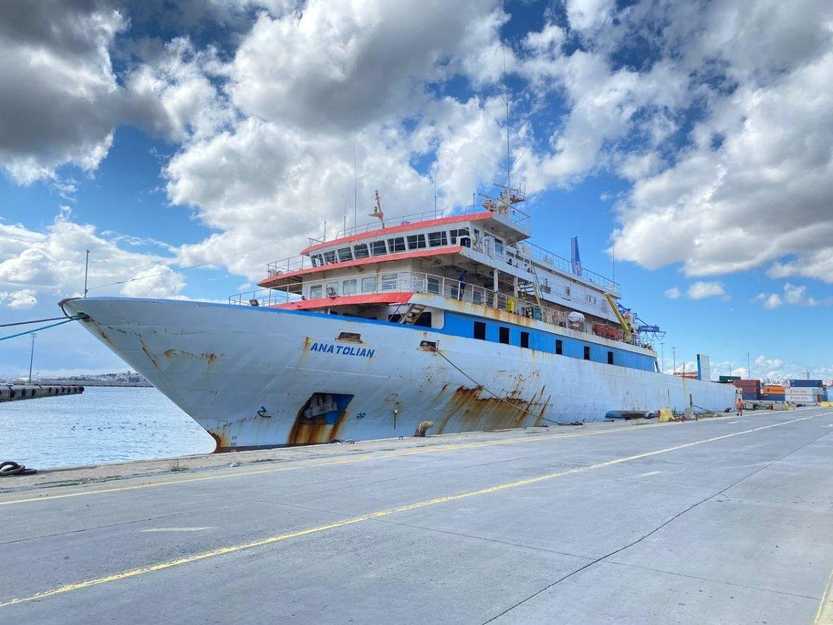 Yunan unsurlarının ateş açtığı ’Anatolian’ gemisinde saldırının izleri gözler önüne serildi