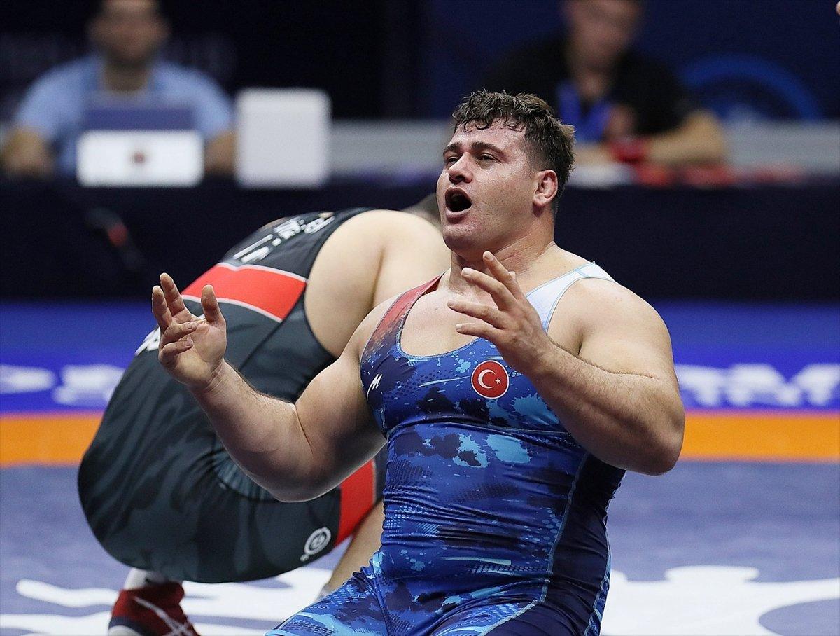 Rıza Kayaalp 5. kez dünya şampiyonu