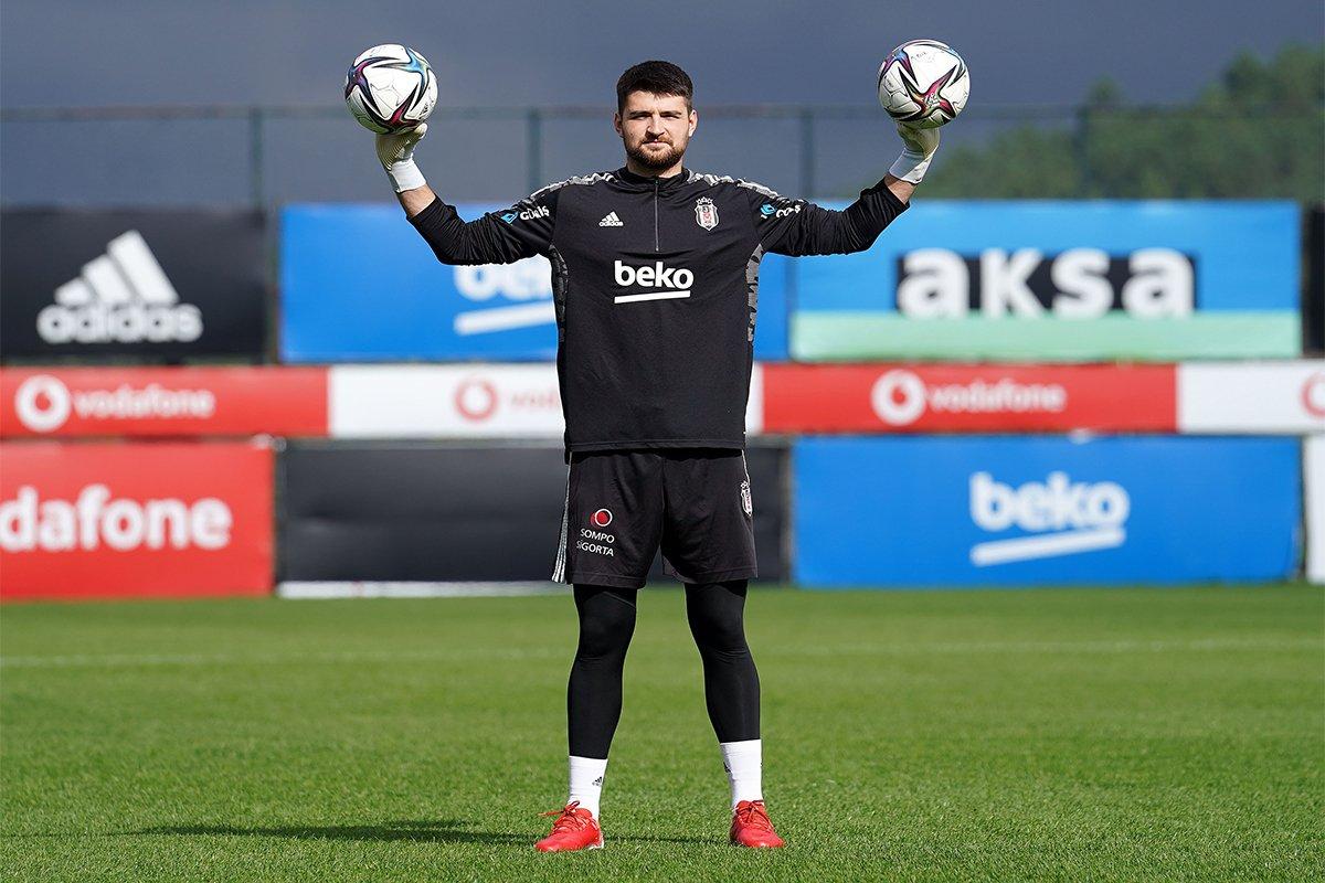 Beşiktaş'ın Ersin Destanoğlu ile sözleşme görüşmeleri sürüyor