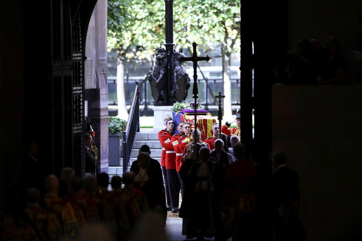 Kraliçe Elizabeth'in cenazesi Londra'da