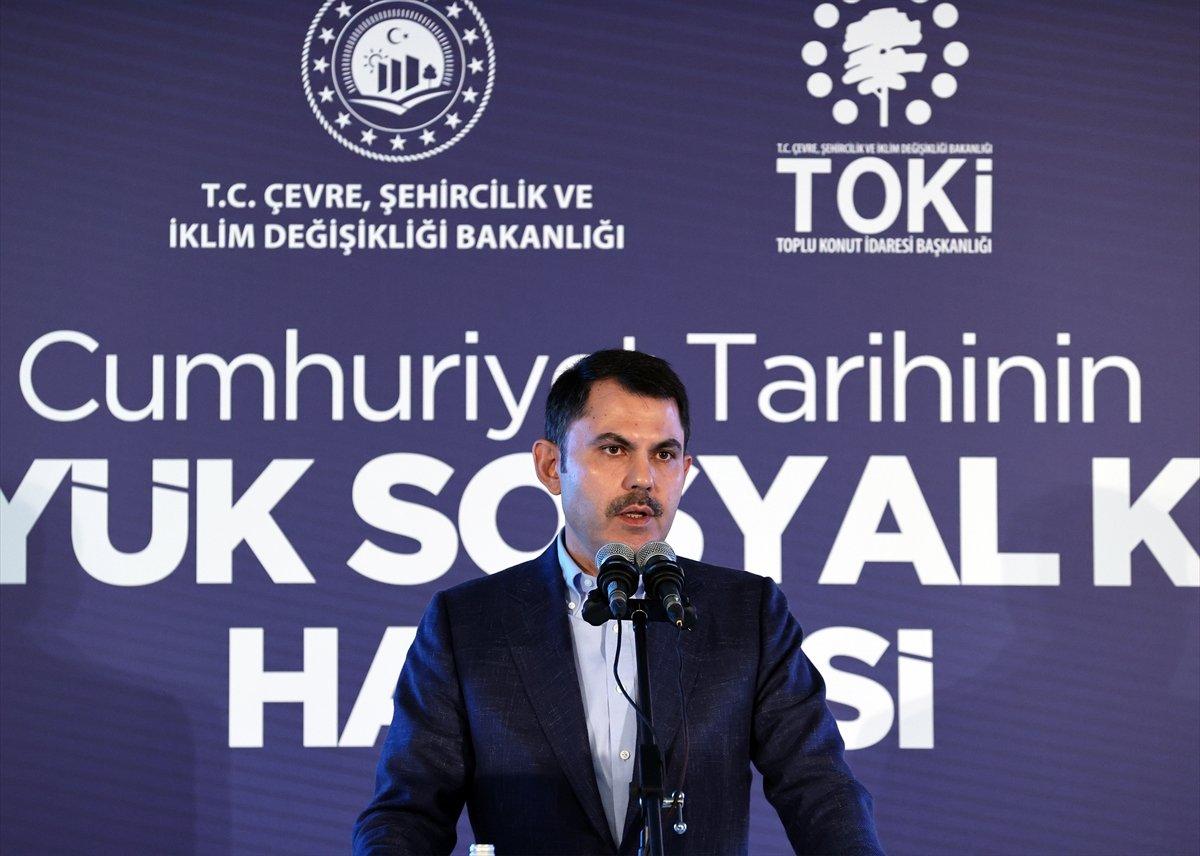 Murat Kurum: 18 yaşını tamamlamış gençler aile evinde artık misafir sayılır