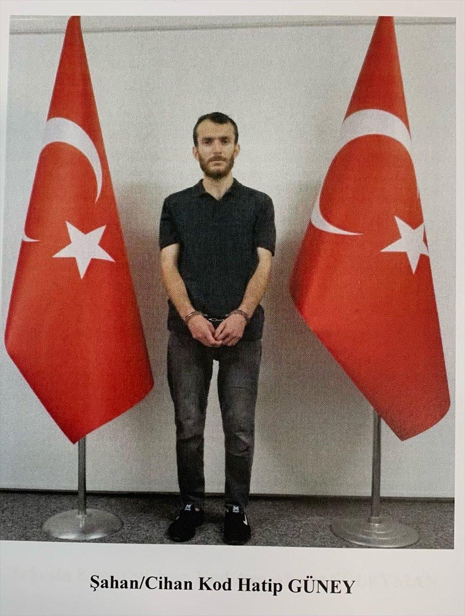 MİT, Irak'tan 2 teröristi Türkiye'ye getirdi