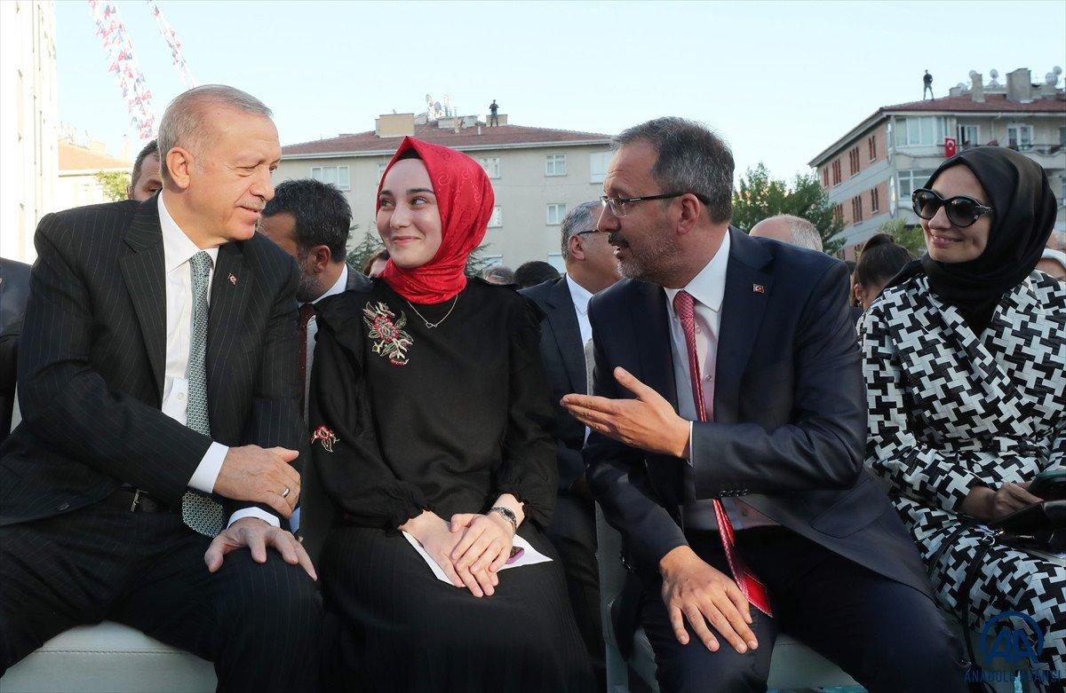 Cumhurbaşkanı Erdoğan: Bu sene KYK yurt ücretlerinde değişiklik yapılmayacak