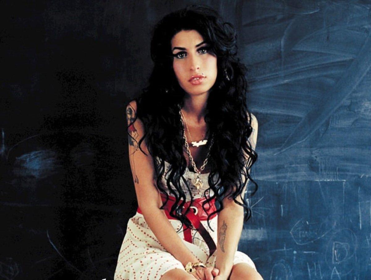 Amy Winehouse yaşasaydı 39 yaşında olacaktı