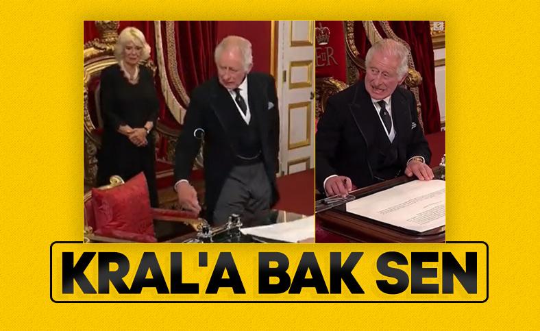 Kral 3. Charles kaleme sinirlendi, odayı terk etti