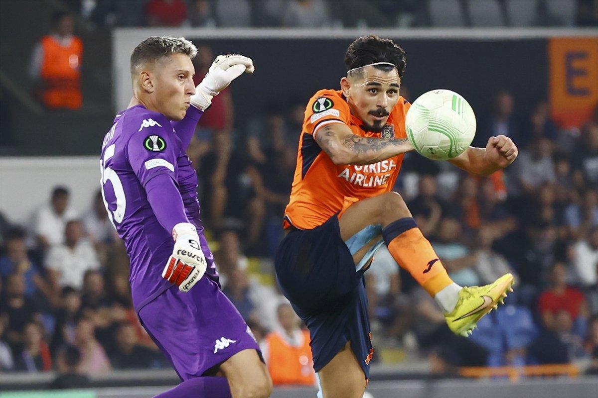 Başakşehir, Fiorentina'ya 3 attı