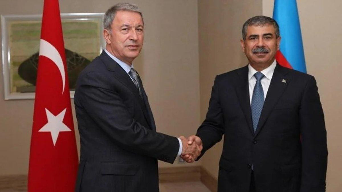 Hulusi Akar, Azerbaycanlı mevkidaşı ile görüştü