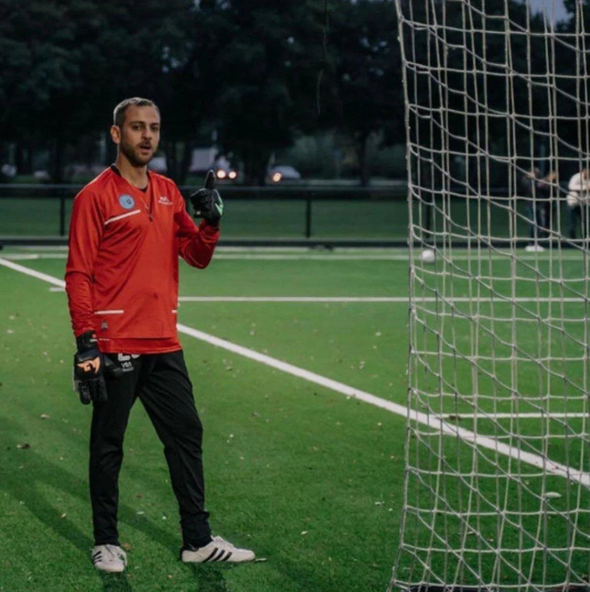 Erkan Kolçak Köstendil futbolu bıraktı