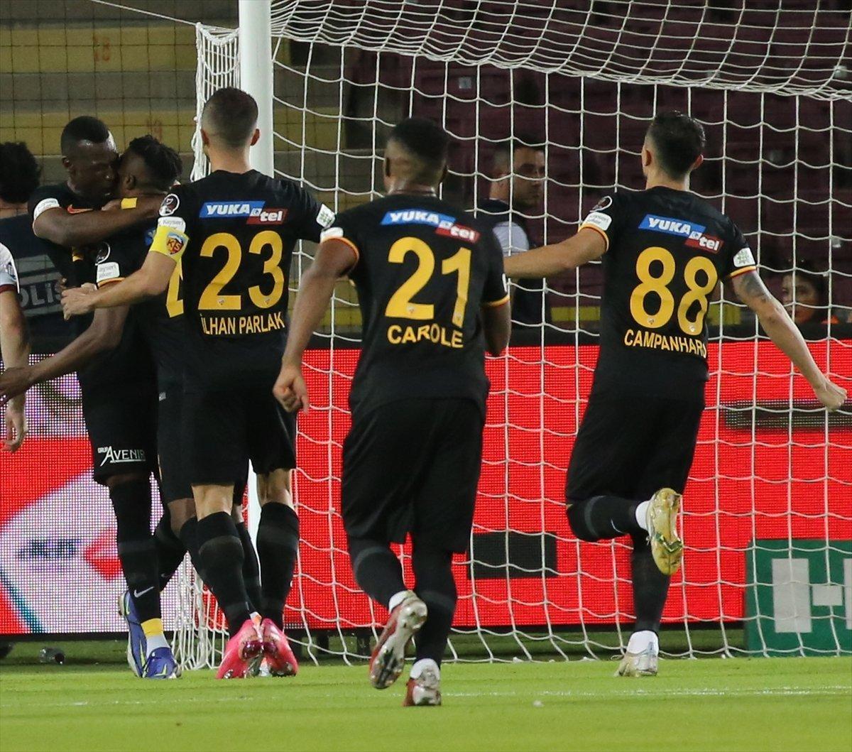 Kayserispor deplasmanda Hatayspor'u 4 golle geçti