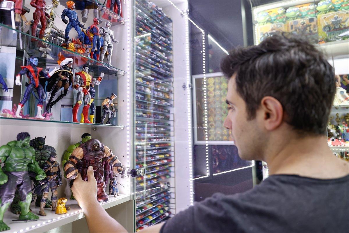 Zabıta memuru, oyuncak tutkusuyla 5 bin parçalık koleksiyon yaptı