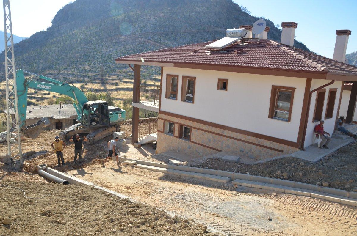 Antalya'da orman yangını sonrası yeni bir köy inşa edildi