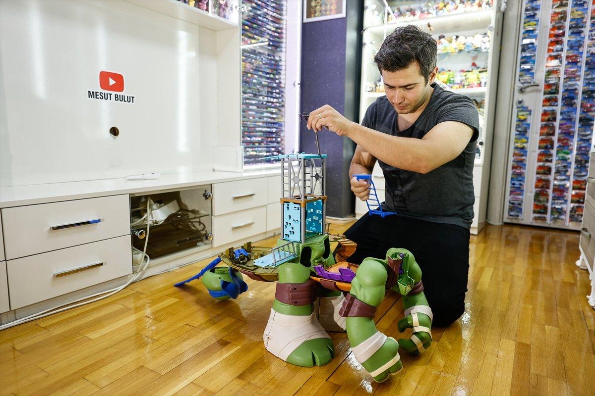 Zabıta memuru, oyuncak tutkusuyla 5 bin parçalık koleksiyon yaptı