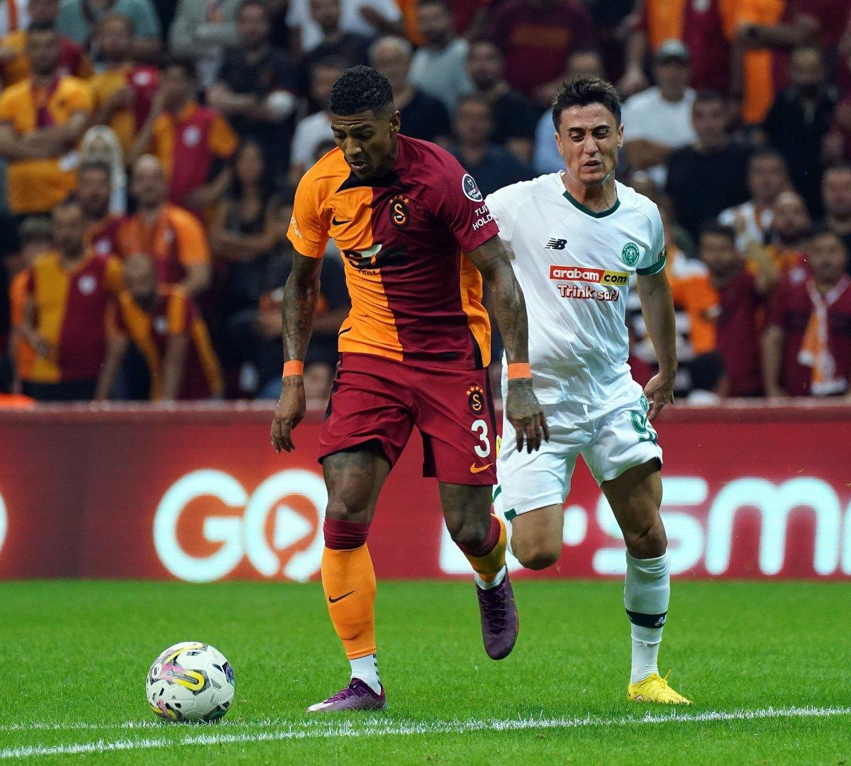 Aanholt, Maldivler'e gitti