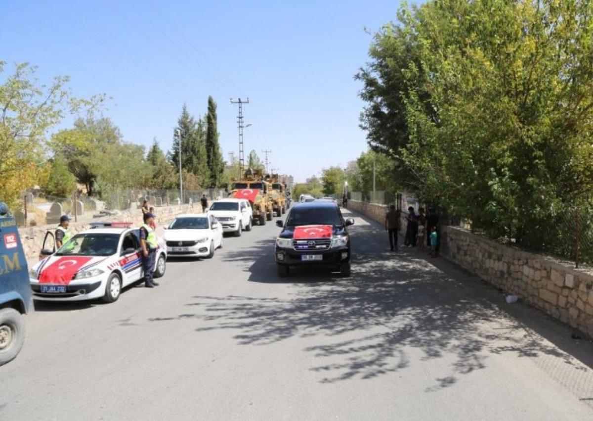 Diyarbakır'da kaymakam makam aracını sünnet olan şehit oğluna tahsis etti