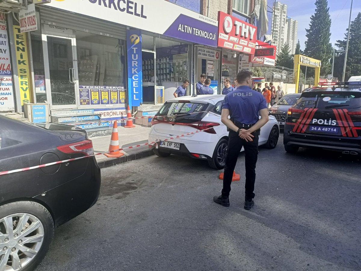 Esenyurt’ta taziyeye gittiği evden çıkarken öldürüldü