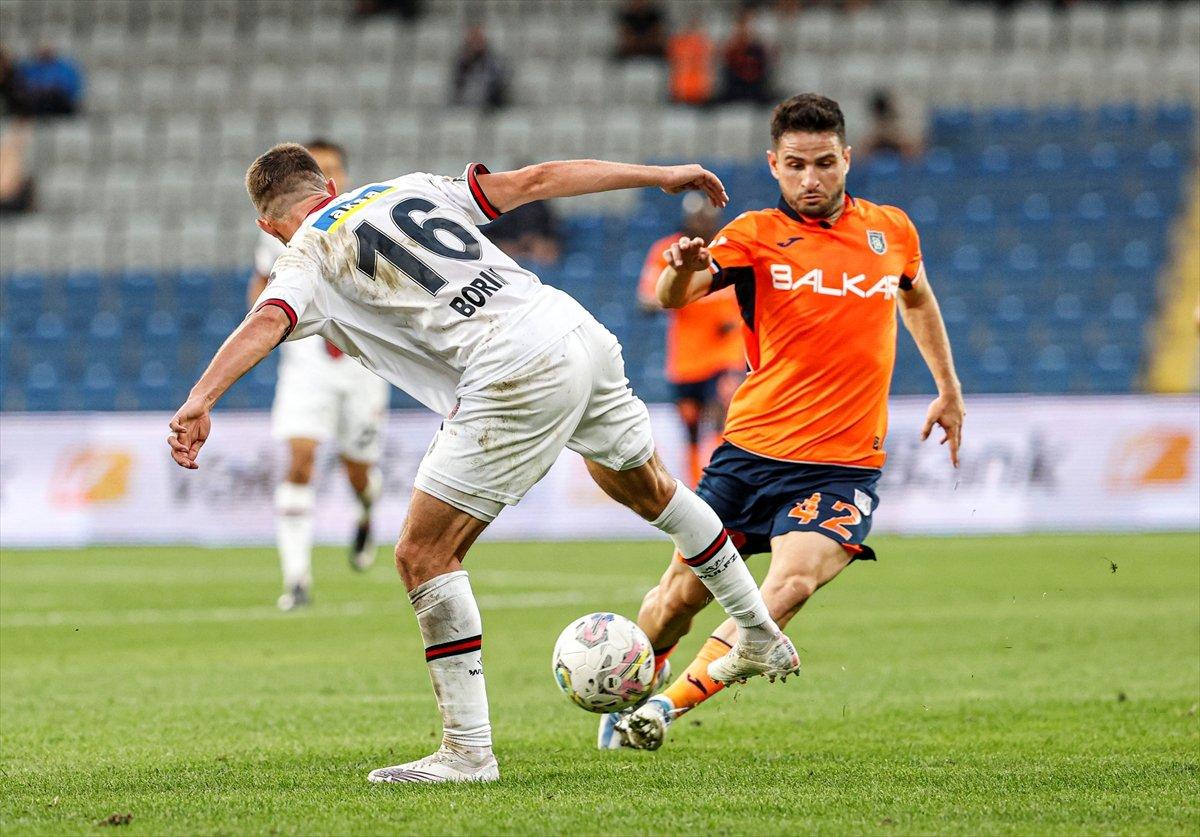Başakşehir ile Fatih Karagümrük golsüz berabere kaldı