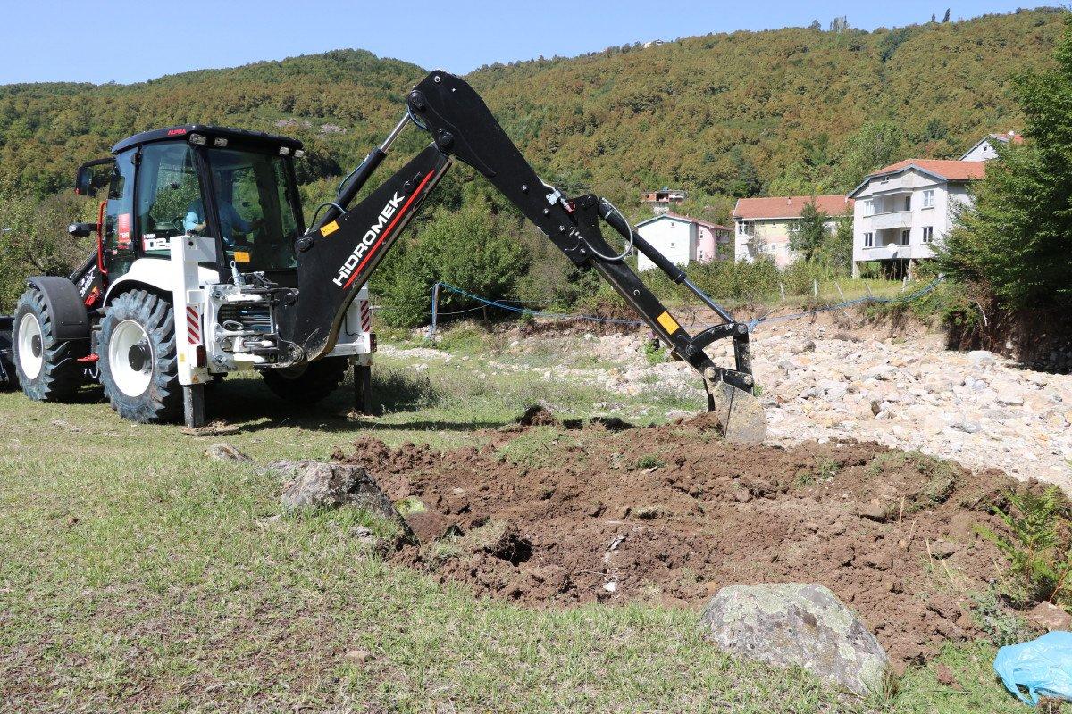 Zonguldak’ta ineğinin ölümüne üzüldü, kalp krizi geçirdi
