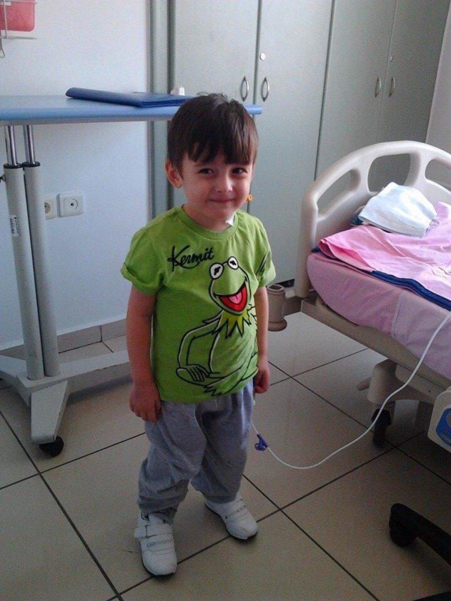 Bursa’da doktorların 'yaşamaz' dediği Kayra, hayata sarıldı