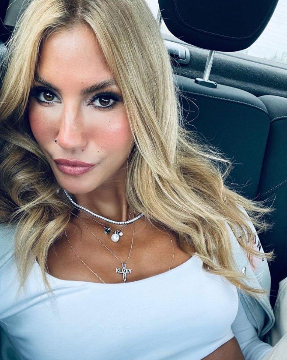 Hadise'nin ardından Çağla Şıkel de 'psikolojik şiddet gördüm' dedi