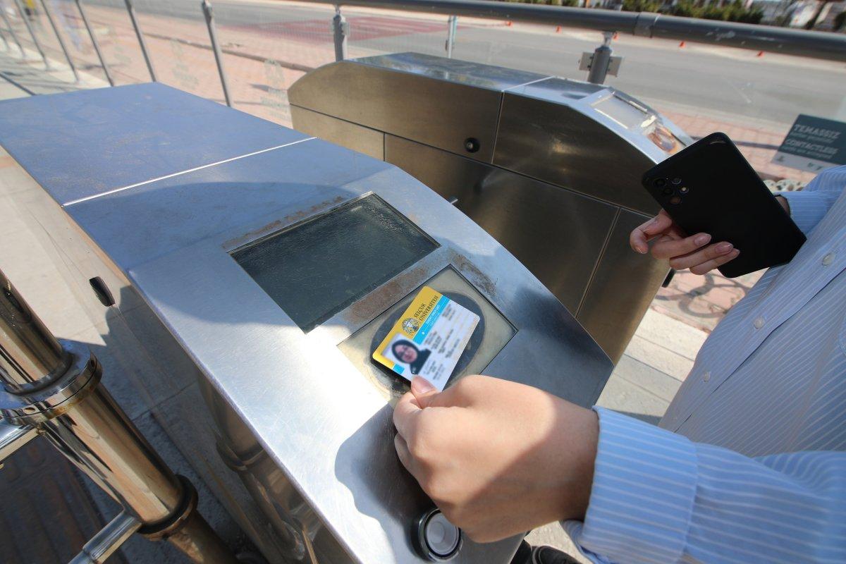 Konya’da yeni üniversite öğrencileri toplu ulaşımdan 10 gün ücretsiz yararlanıyor