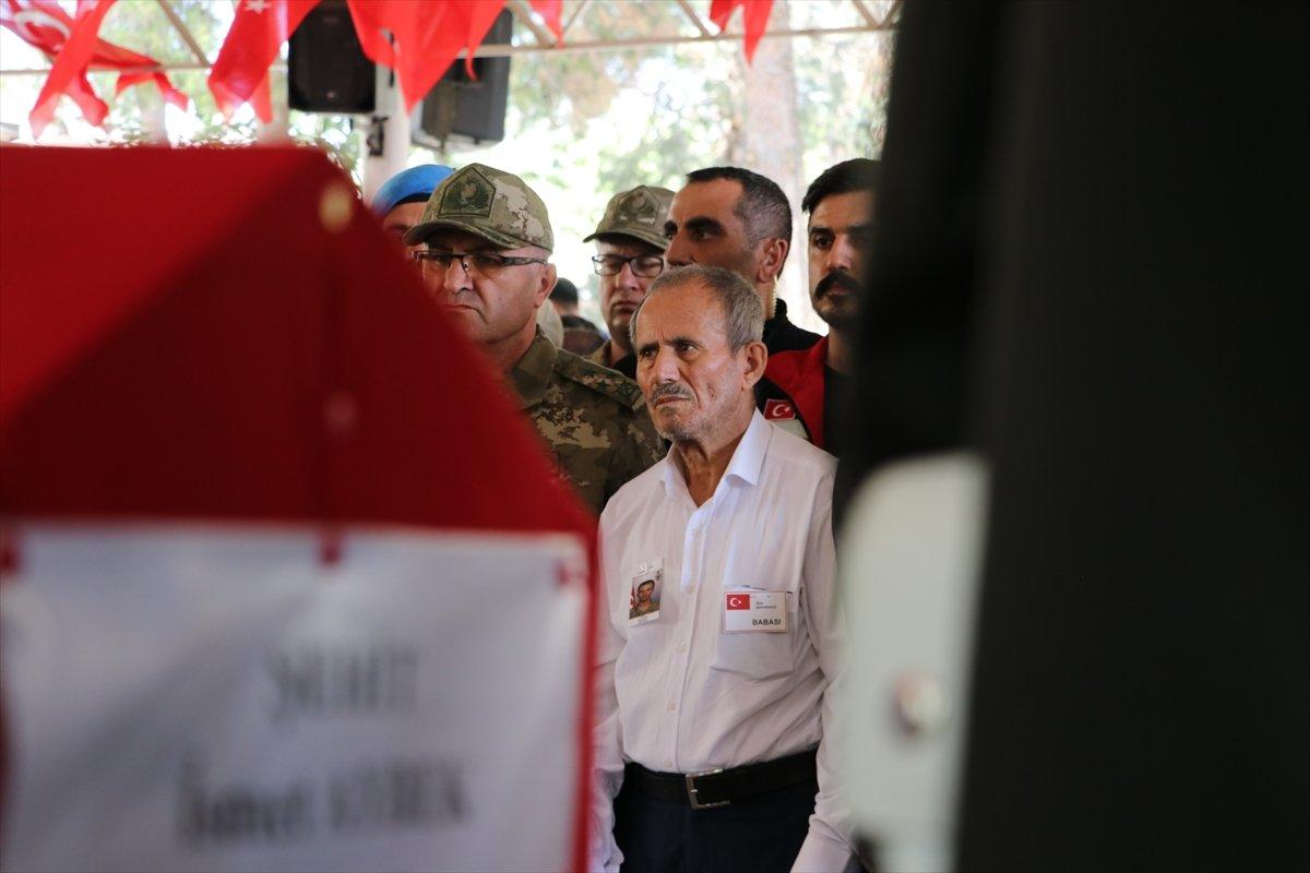 Şehit Sözleşmeli Er İsmet Aytek son yolculuğuna uğurlandı