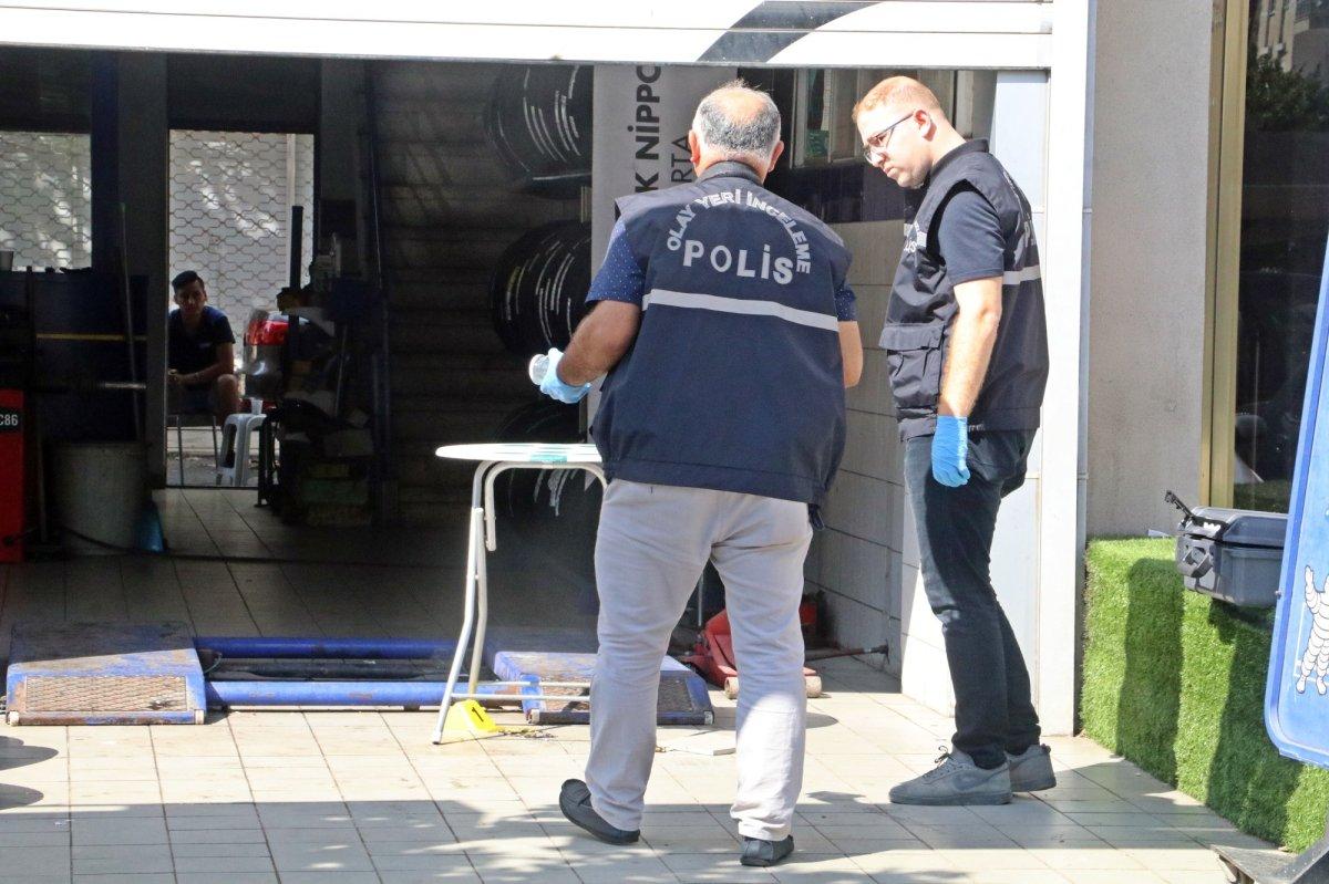 Antalya'da eski eşinin iş yerini yakan kadın böyle görüntülendi