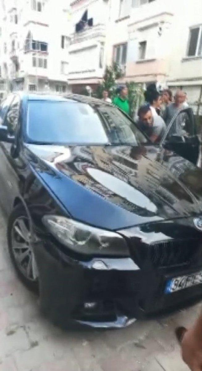 Büyükçekmece’de eşiyle ilişki yaşadığını iddia ettiği iş arkadaşını öldürdü