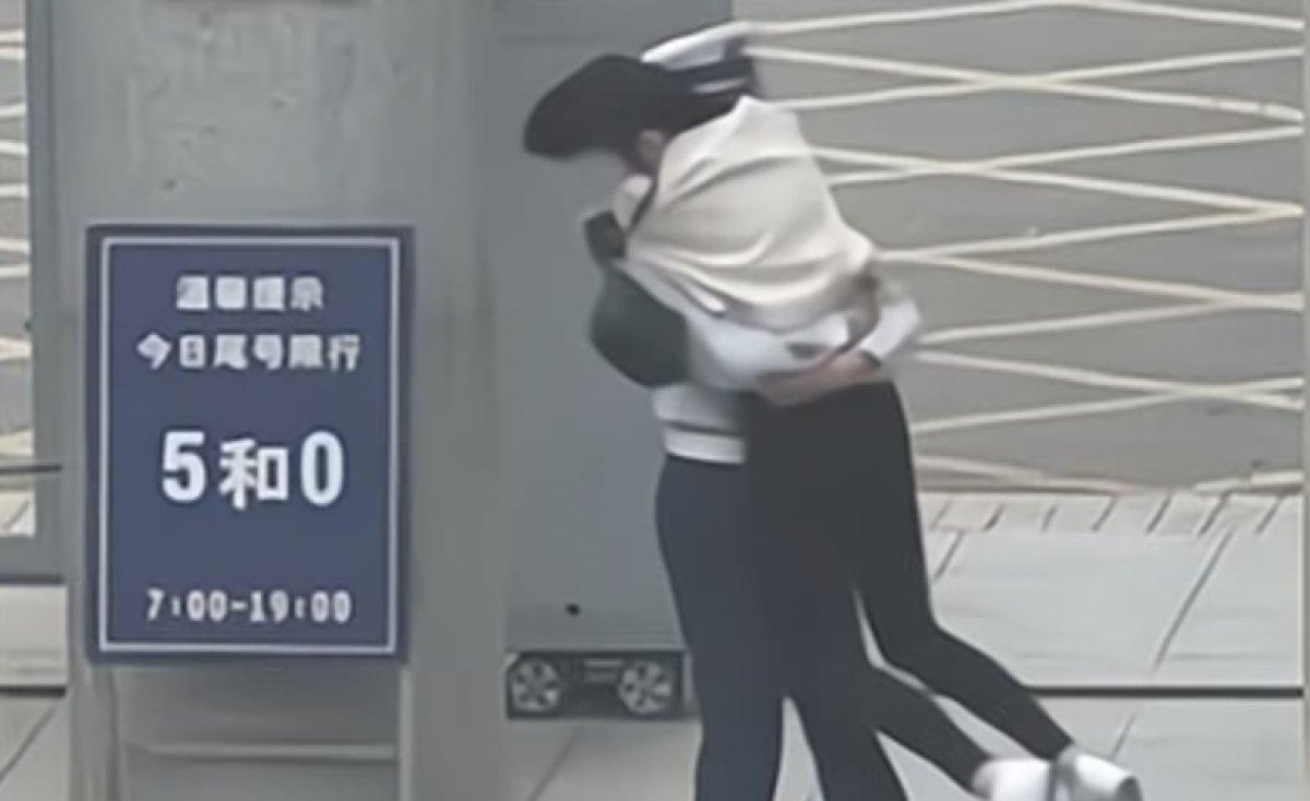 Çin'in konuştuğu çift kamerada