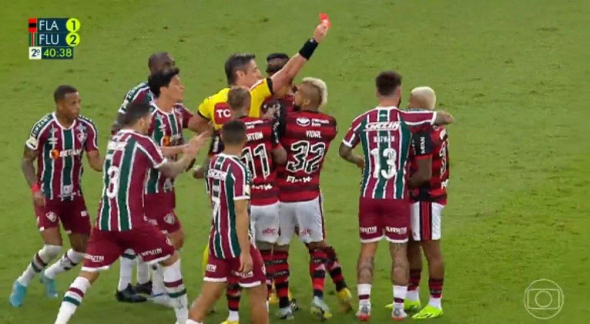 Felipe Melo ve David Luiz kavga etti