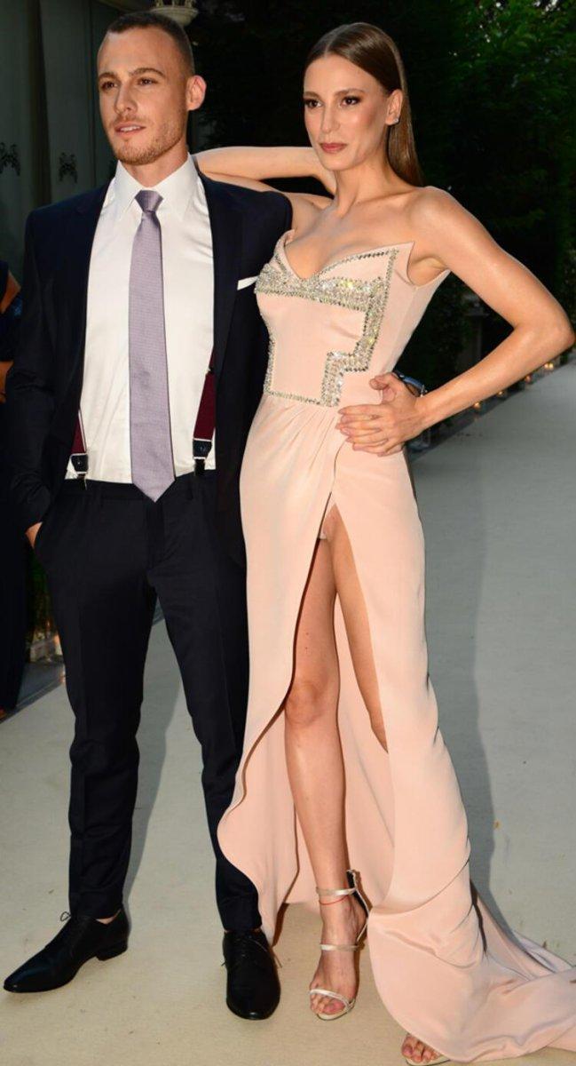 Umut Evirgen ile Serenay Sarıkaya ayrıldı