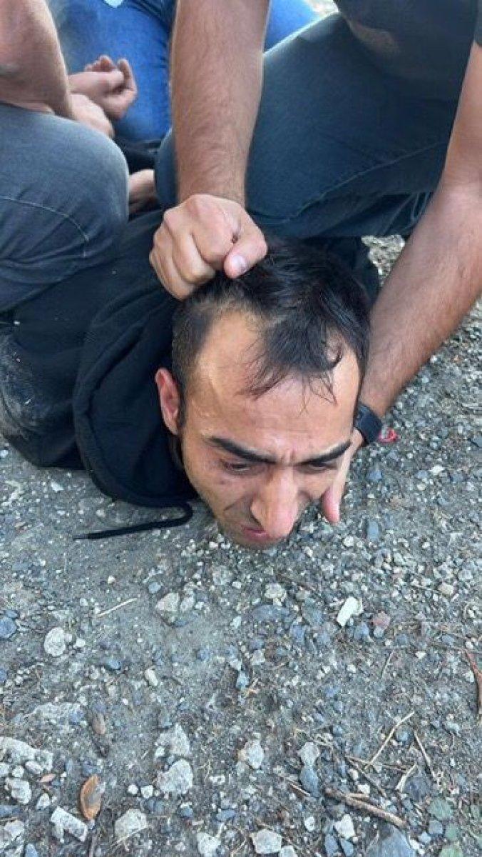 Başakşehir'de 2 kişiyi öldürüp Fatih'te 2 polisi vuran saldırgan yakalandı