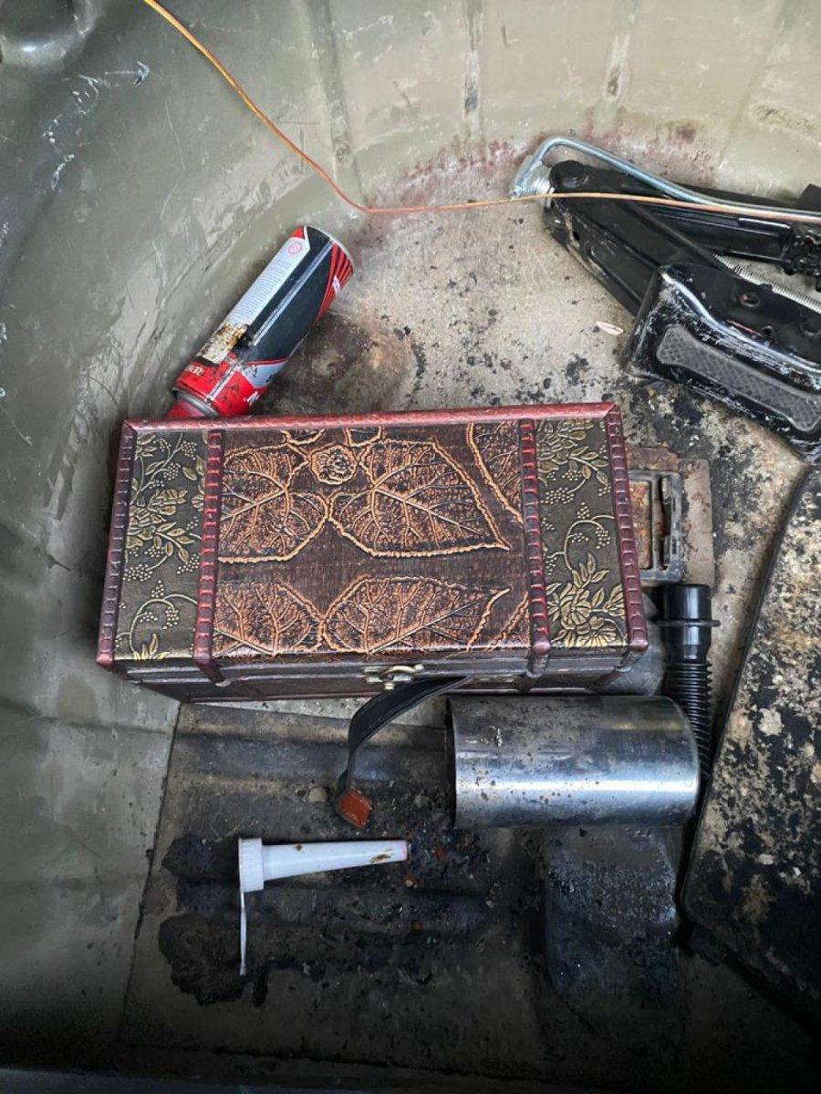 Eyüpsultan’da, bagajdan 1 kilogram uyuşturucu çıktı