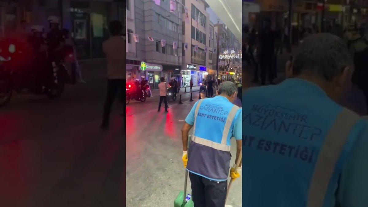 Kameranın kadrajına giren işçinin sözleri duygulandırdı